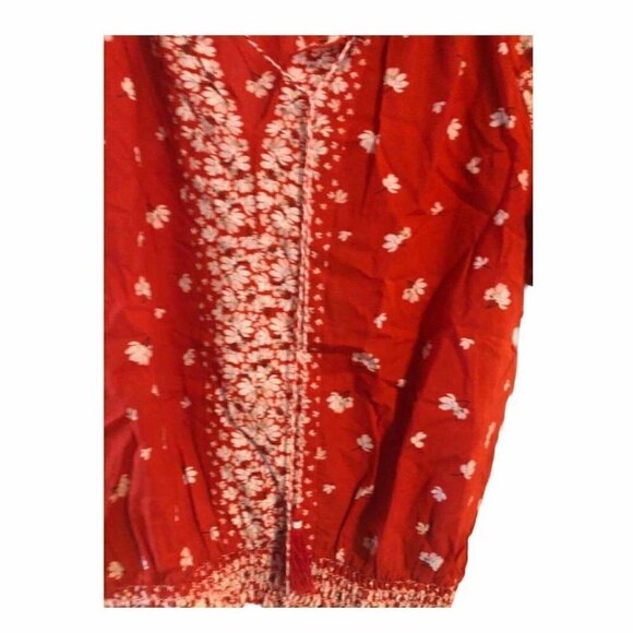 🛒 $8 - Red Short Ruffle Sleeve Front Tie Boho Top Size Small NWOT - Picture 3 of 5
